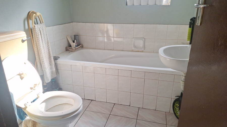 2 Bedroom Property for Sale in Retreat Western Cape